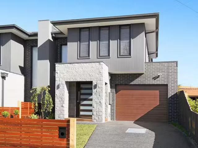Cozy 4 BR 14A Dennis Street, Highett, VIC 3190