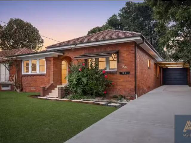 Deal! 4 BR 154 Windsor Road, Northmead House for rent Listed.