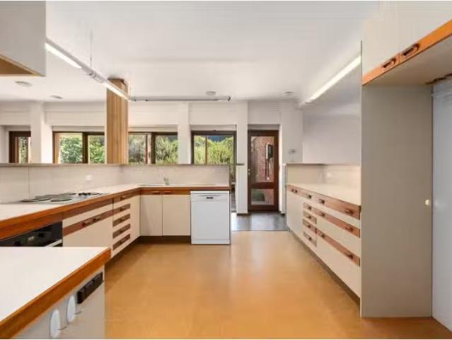 Unique 4 BR 17 Forbes Street, Turner House for rent Listed by.