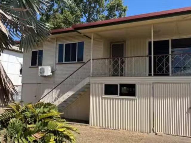 Charming 4 BR 198 Stamford Street, Berserker, QLD 4701