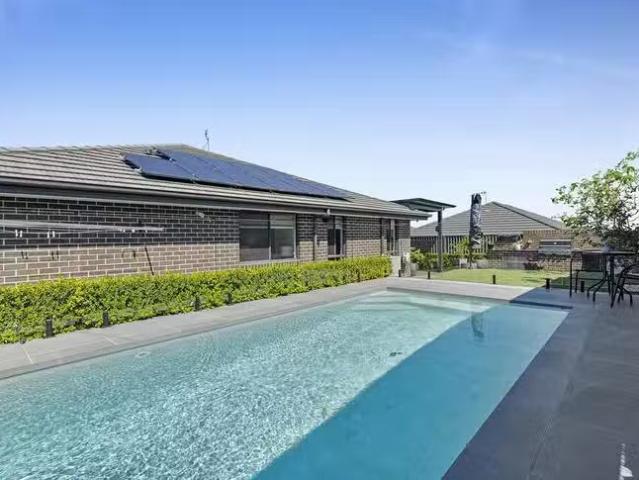 Deal! 4 BR 19 Morrison Road, Appin, NSW 2560