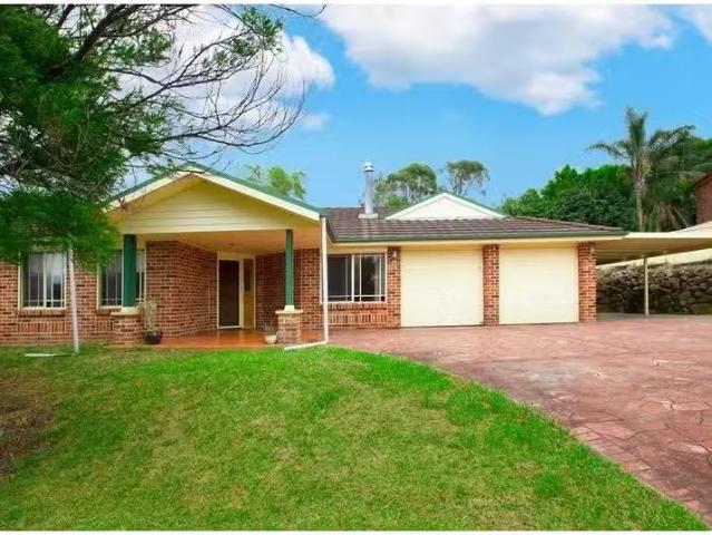 Just in! 4 BR 1 Woolway Close, Cambewarra Village House for re.