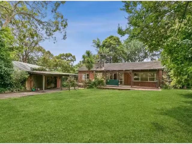 New 4 BR 1 Gladys Avenue, Frenchs Forest House for rent Liste.