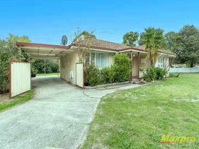 For Rent! 4 BR 1 Rhyl Place, Langford, WA 6147