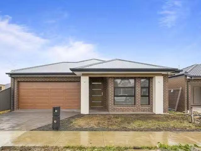 Charming 4 BR 20 Volt Street, Winter Valley, VIC 3358