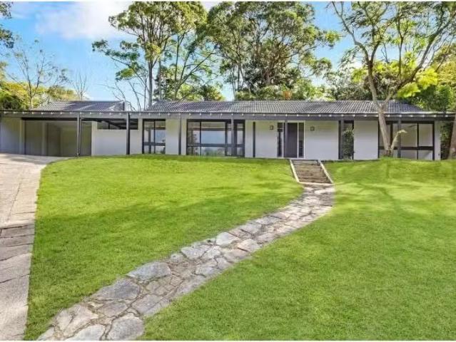 Charming 4 BR 21 Burnley Av, Turramurra House for rent Listed.