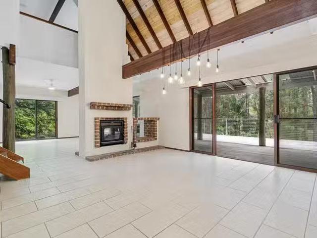 Cozy 4 BR 229 Trees Road, Tallebudgera, QLD 4228