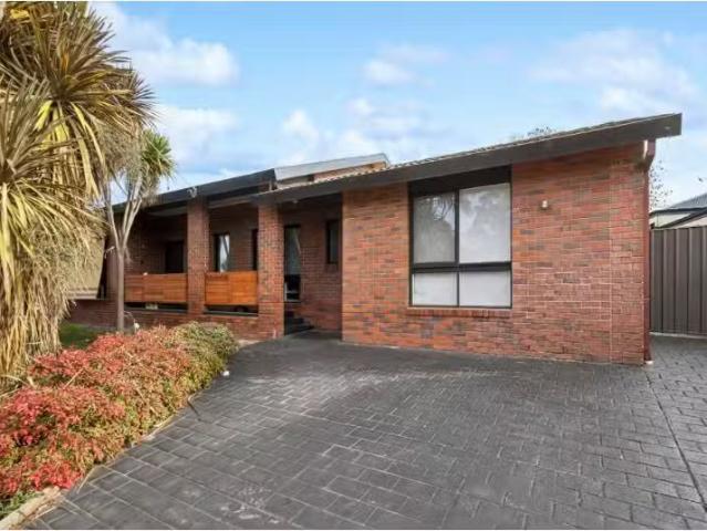 New 4 BR 252 Mac Kenzie Street West, Kangaroo Flat House for r.