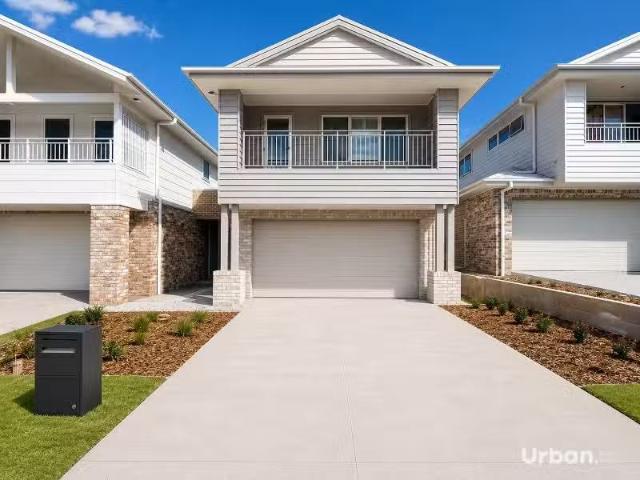 Deal! 4 BR 27 Morningstar Crescent, North Rothbury House for r.