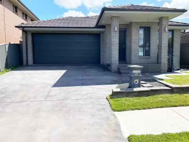 Rental! 4 BR 28 Cub Street, Leppington House for rent Listed.