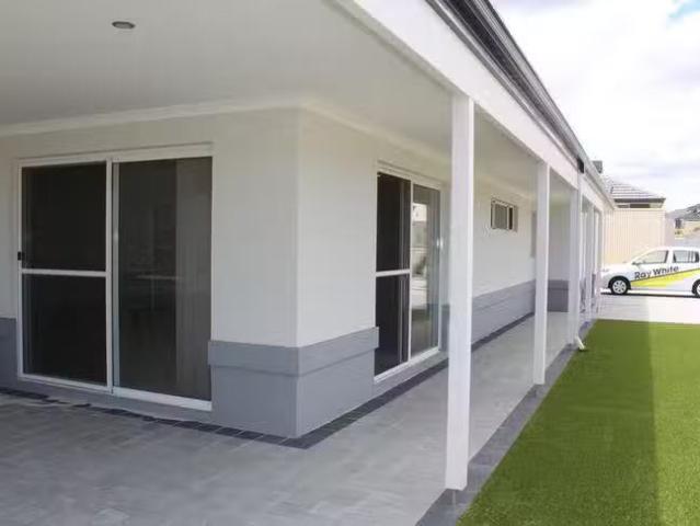 Charming 4 BR 2 Haricot Street, Baldivis, WA 6171