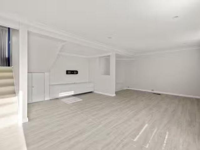 Charming 4 BR 30 Rival Street, Kareela, NSW 2232