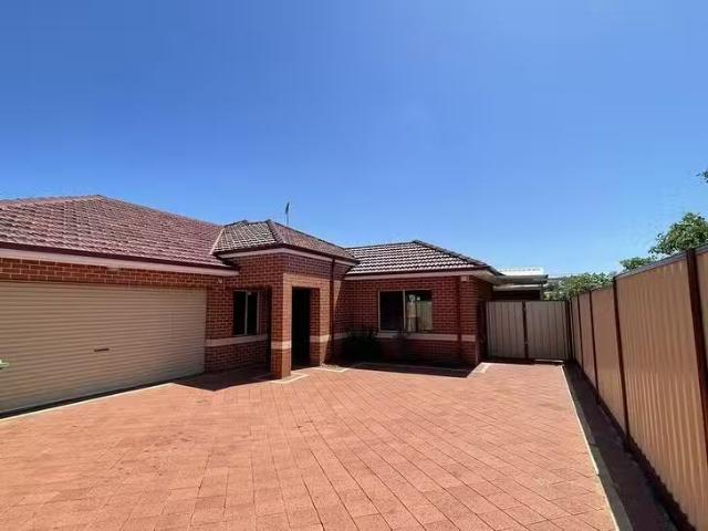 For Rent! 4 BR 30A Paringa Street, Morley, WA 6062
