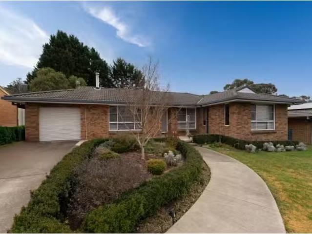 New 4 BR 31 Murray Avenue, Armidale House for rent Listed by.