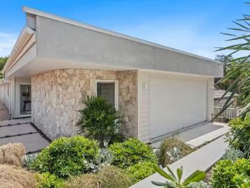 Cheap 4 BR 33 Musgrave Street, WELLINGTON POINT, QLD 4160 Ho.