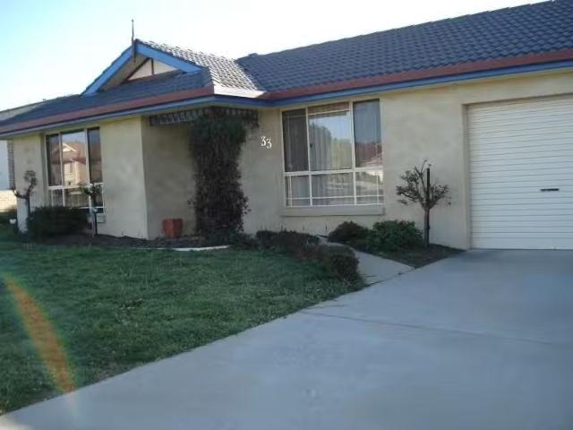 Nice 4 BR 33 Northstoke Way, Orange House for rent Listed by.