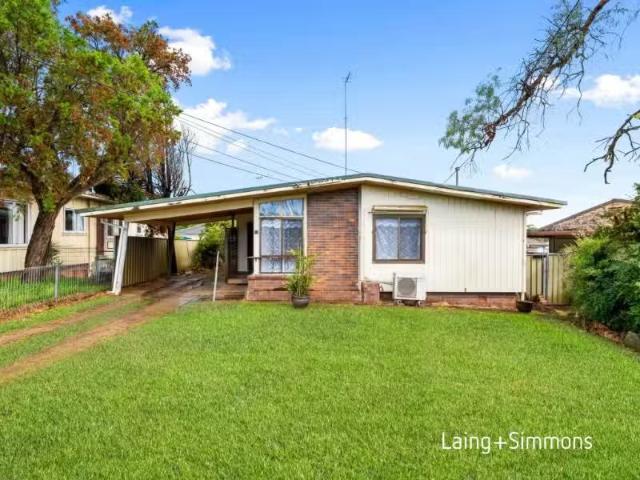 Just in! 4 BR 36 Popondetta Rd, Whalan House for rent Listed.
