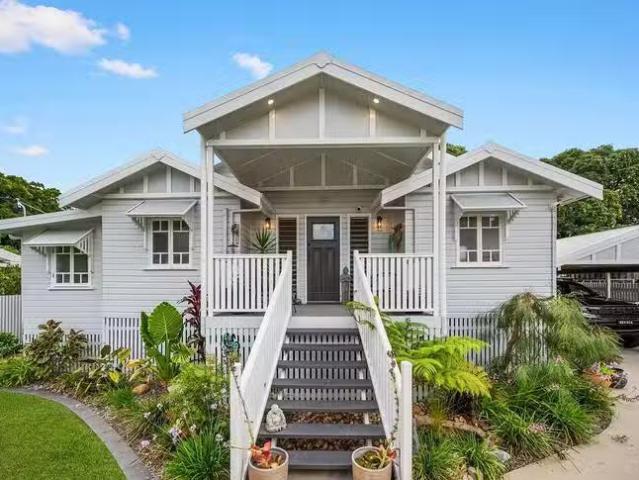 Rental! 4 BR 7 Thomas Street, Pimlico, QLD 4812