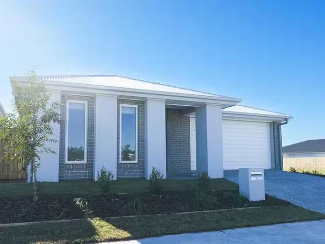 For Rent! 4 BR 7 Daisy Street, Ripley, QLD 4306