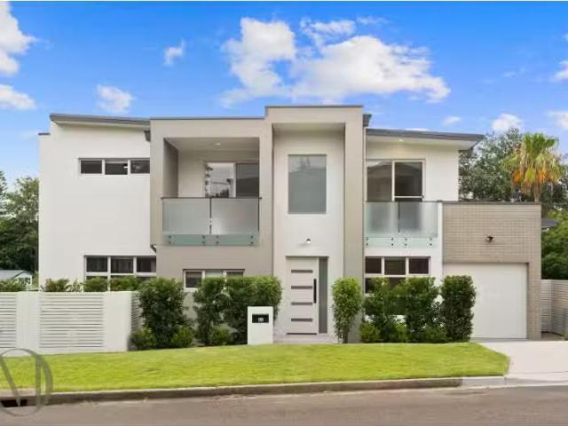 Cozy 4 BR 4C Ashcroft Street, Ermington Townhouse for rent Li.