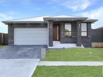 For Rent! 4 BR 57B Voyager Street, WADALBA House for rent Lis.