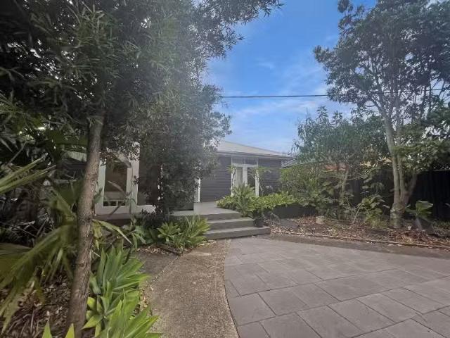 Rental! 4 BR 58 Mc Masters Road, Woy Woy House for rent Liste.
