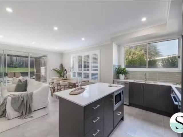 Charming 4 BR 59B Lambton Parade, Swansea Heads House for rent.