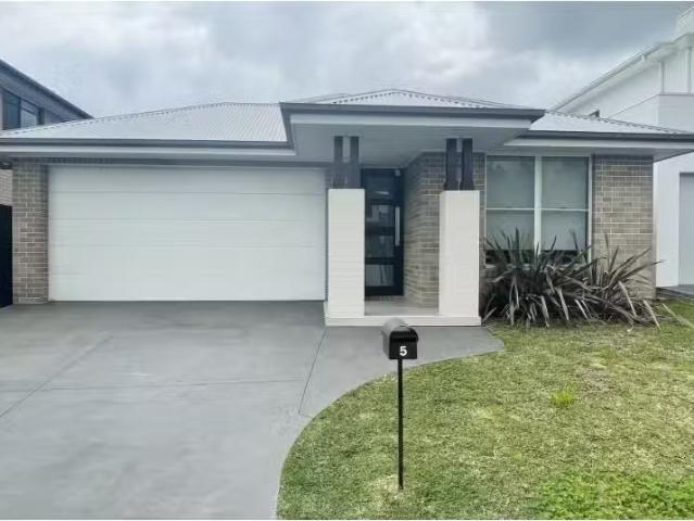 Cozy 4 BR 5 Avocet Circuit, Marsden Park House for rent Liste.