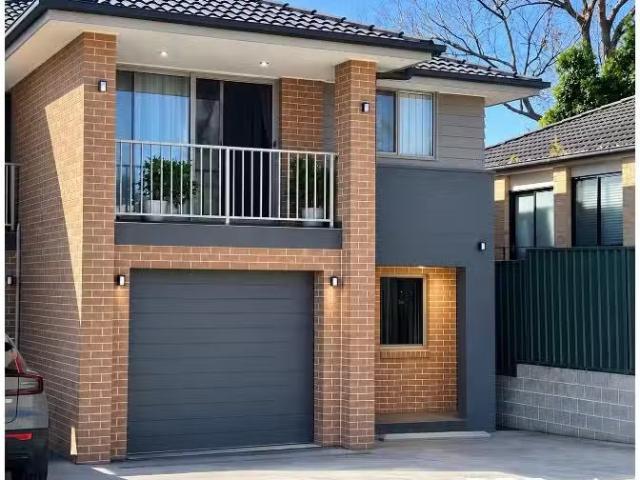 Charming 4 BR 695a Henry Lawson Drive, EAST HILLS House for re.