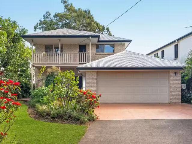 Rental! 4 BR 6 Beachcrest Road, WELLINGTON POINT, QLD 4160 H.