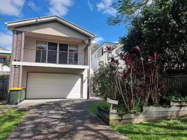 Deal! 4 BR 82 Gordon Terrace, Indooroopilly, QLD 4068