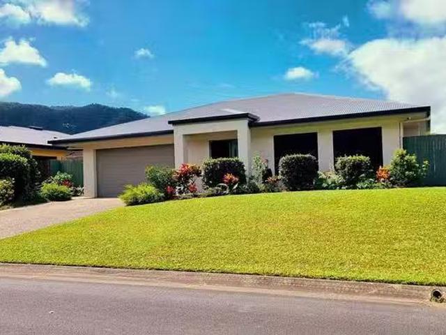 Rental! 4 BR 8 Altona Street, Bentley Park, QLD 4869