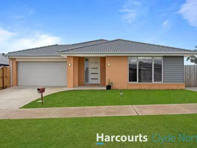 Unique 4 BR 8 Pandanus Ct, WARRAGUL, VIC 3820 House for Rent