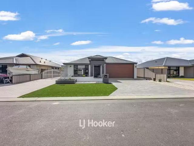Just in! 4 BR 9 Galah Way, Australind, WA 6233