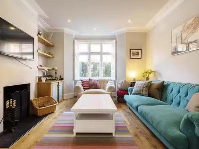 Cheap 4 BR Lisburne Road