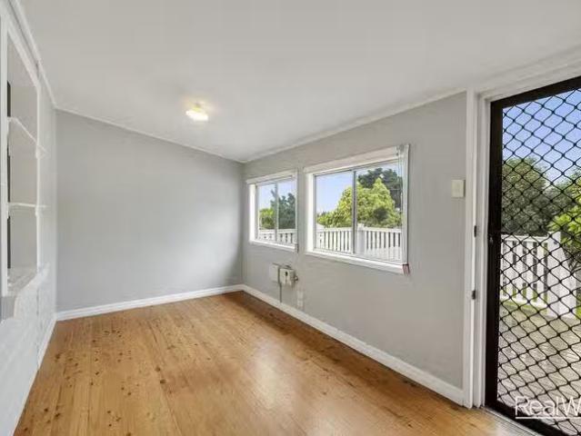Deal! 4 Braemar Street, South Toowoomba, QLD 4350