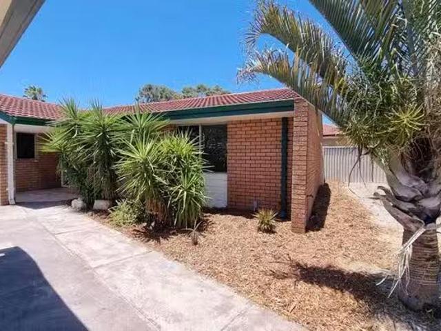 Nice 4 Bunderra Close, Karawara, WA 6152