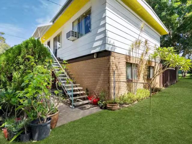 New 4 Ellen Street, KINGSTON, QLD 4114 House for Rent