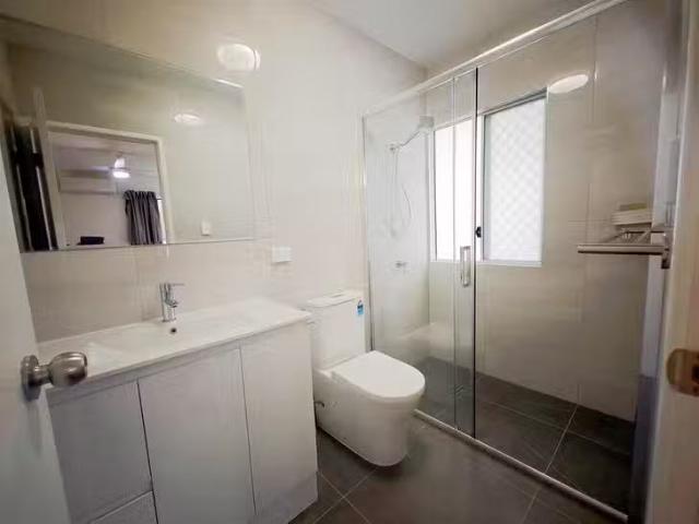 Nice 4 Everett Street, Upper Mount Gravatt, QLD 4122