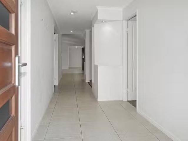 Nice 4 Jamie Place, Bargara, QLD 4670