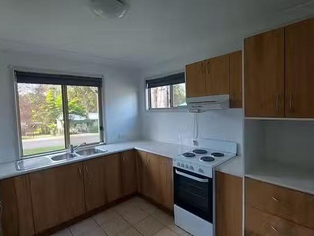 Cheap 4 Oomool Street, Macleay Island, QLD 4184
