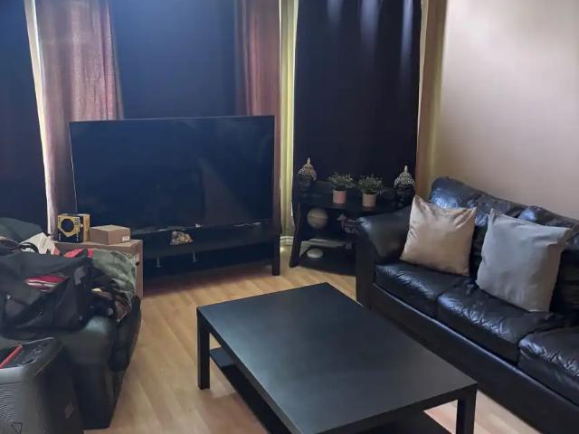 Cozy 4 level split in Taradale