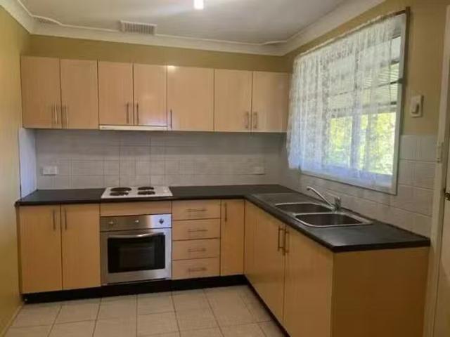 New 4 St Clair Avenue, St Clair, NSW 2759