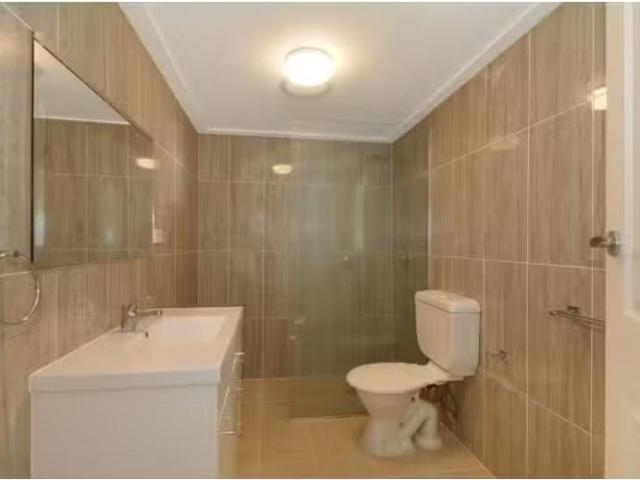 Cozy 4 Princes Highway, Figtree House for rent Listed by Meag.