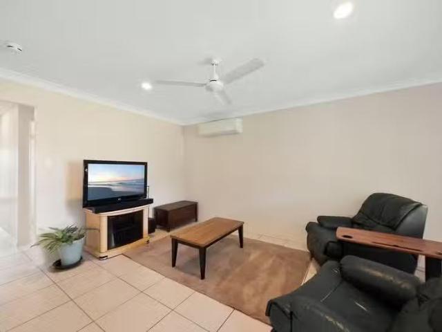 Cozy 4 Weetwood Street, Newtown, QLD 4350