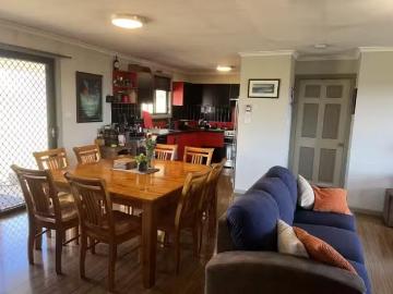 Deal! 4A Mowamba Way, Moonbah House for rent Listed by Julie.