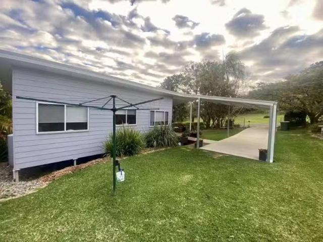 New 4b Jade Close, EMERALD BEACH House for rent Listed by Cha.