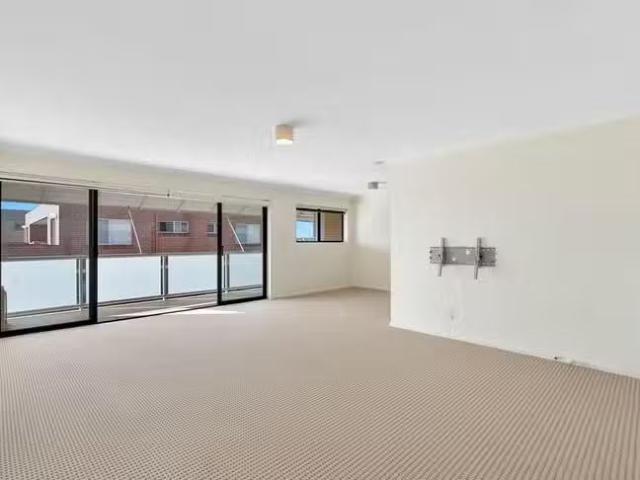 Charming 5/45 Kirkland Avenue, Coorparoo, QLD 4151