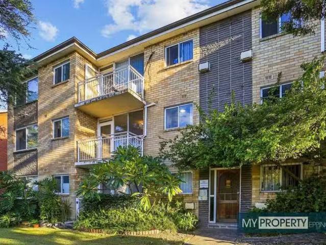 Cheap 5/4 Barber Avenue, Eastlakes, NSW 2018