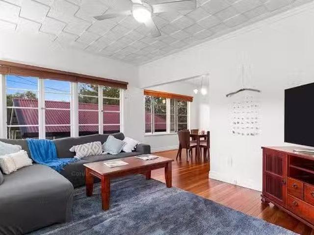 New 552 Stafford Road, Stafford, QLD 4053